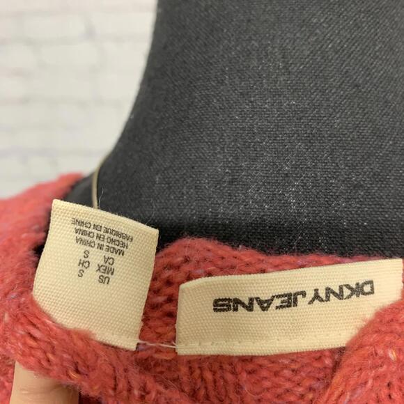 00s DKNY embroidered adjusted pink knitted cardigan - Picture 6 of 7